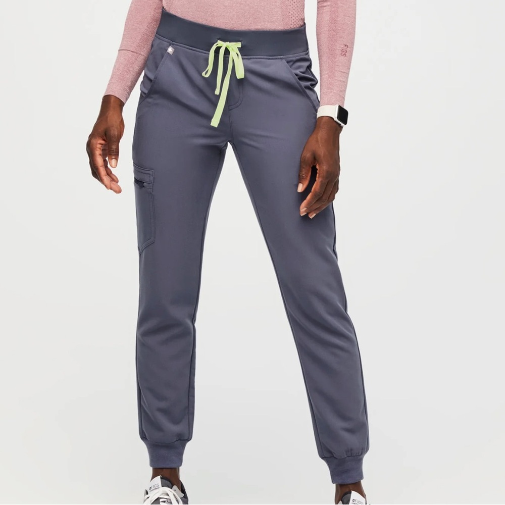 Figs limited edition color Space Navy Zamora Petite Jogger Scrub Pants